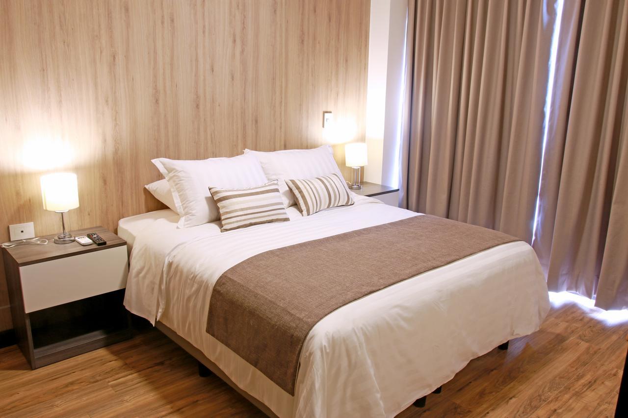 Urban Suites Apart Hotel Santa Cruz de La Sierra Bagian luar foto