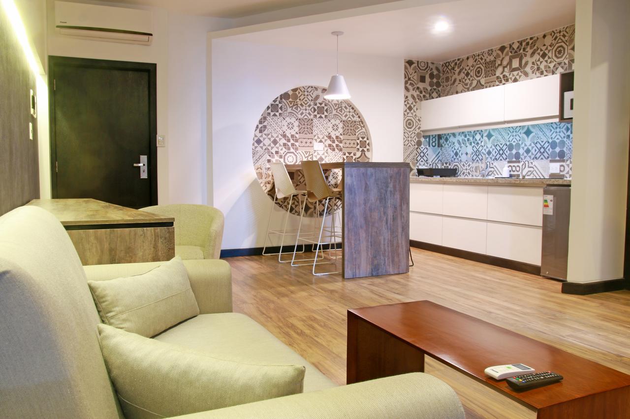 Urban Suites Apart Hotel Santa Cruz de La Sierra Bagian luar foto