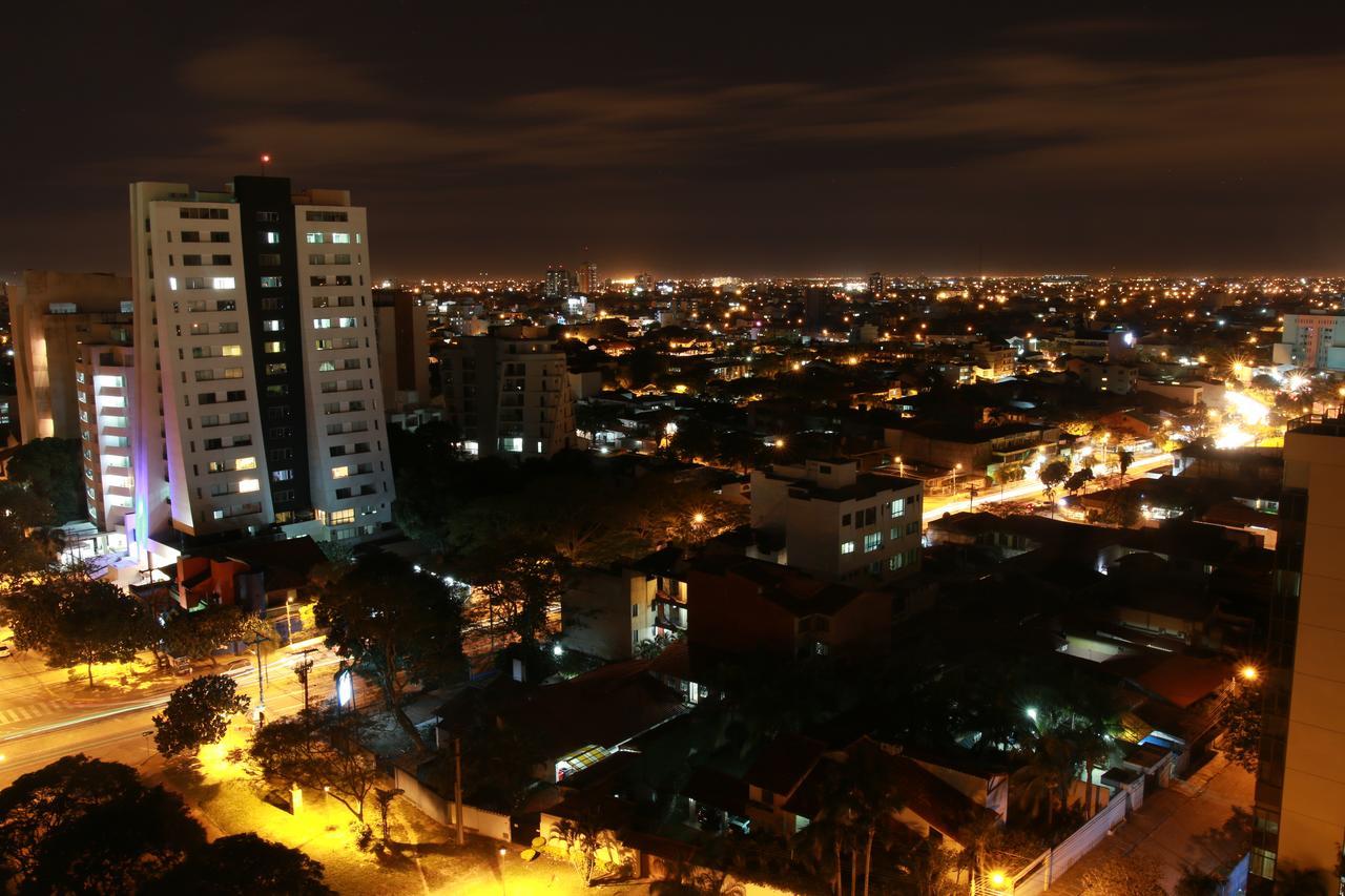 Urban Suites Apart Hotel Santa Cruz de La Sierra Bagian luar foto
