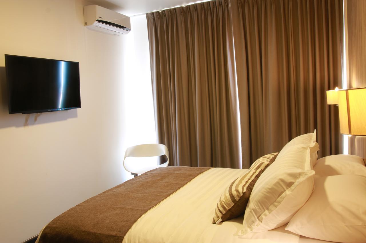 Urban Suites Apart Hotel Santa Cruz de La Sierra Bagian luar foto