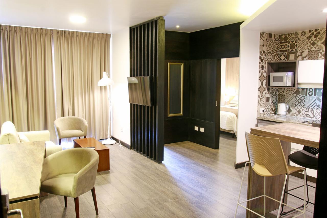 Urban Suites Apart Hotel Santa Cruz de La Sierra Bagian luar foto