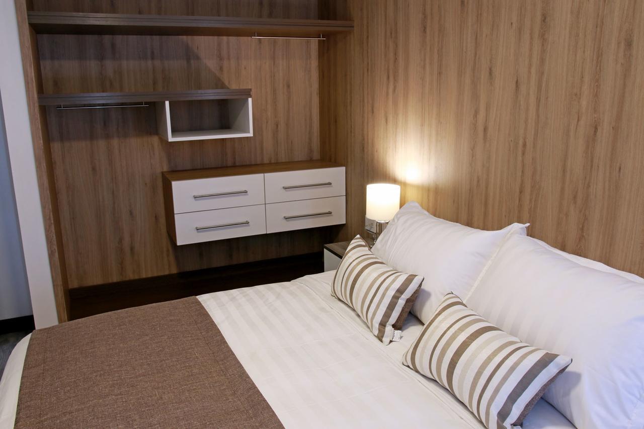 Urban Suites Apart Hotel Santa Cruz de La Sierra Bagian luar foto