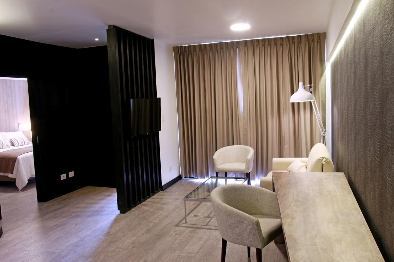 Urban Suites Apart Hotel Santa Cruz de La Sierra Bagian luar foto