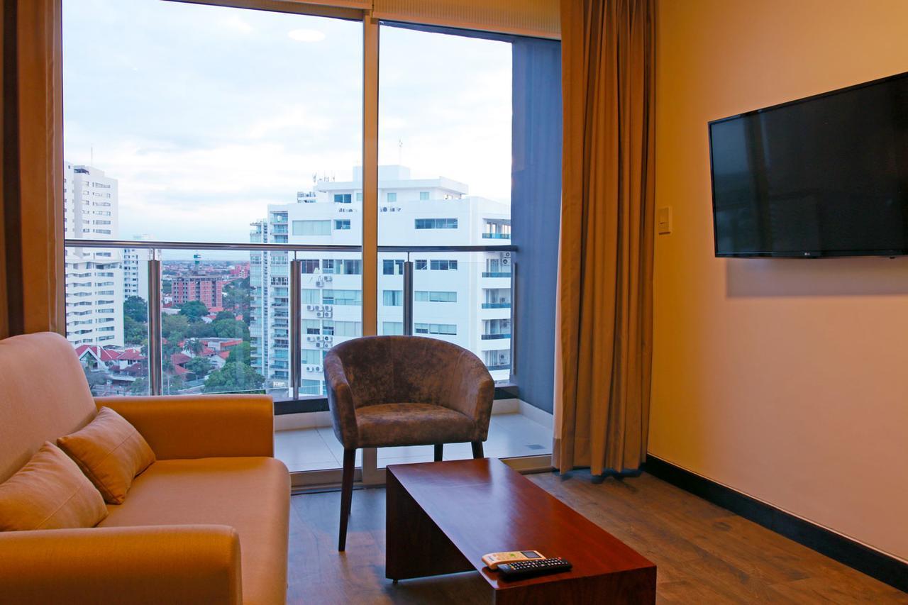 Urban Suites Apart Hotel Santa Cruz de La Sierra Bagian luar foto
