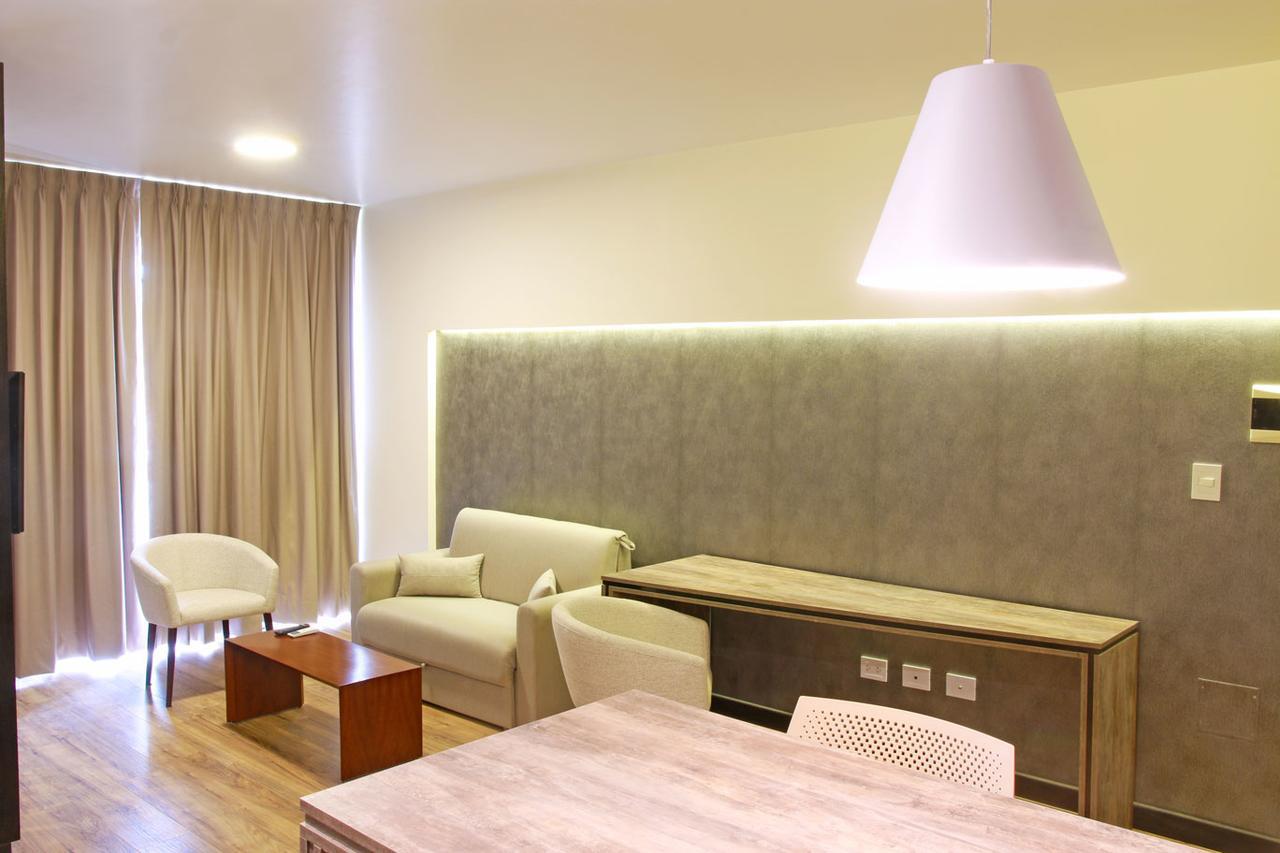Urban Suites Apart Hotel Santa Cruz de La Sierra Bagian luar foto