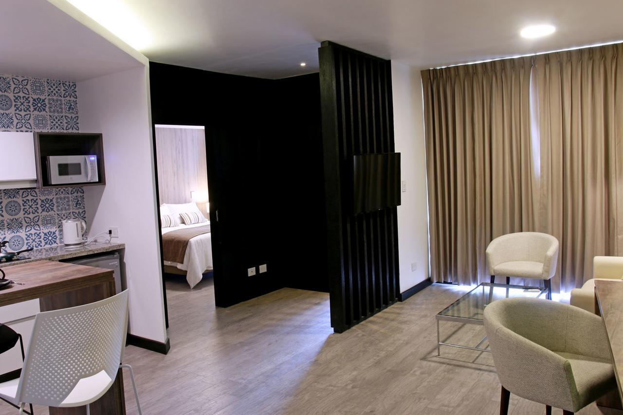 Urban Suites Apart Hotel Santa Cruz de La Sierra Bagian luar foto