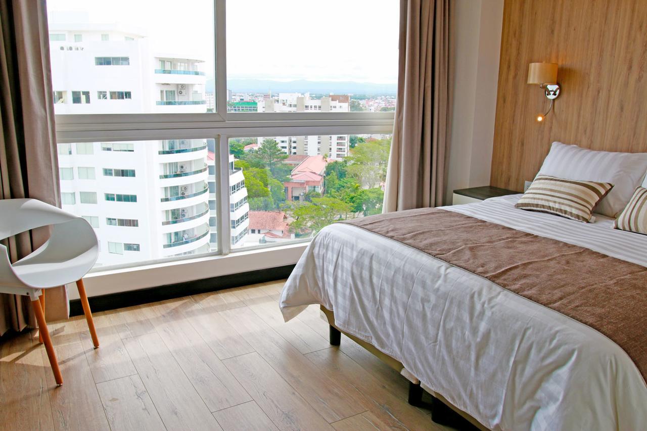 Urban Suites Apart Hotel Santa Cruz de La Sierra Bagian luar foto