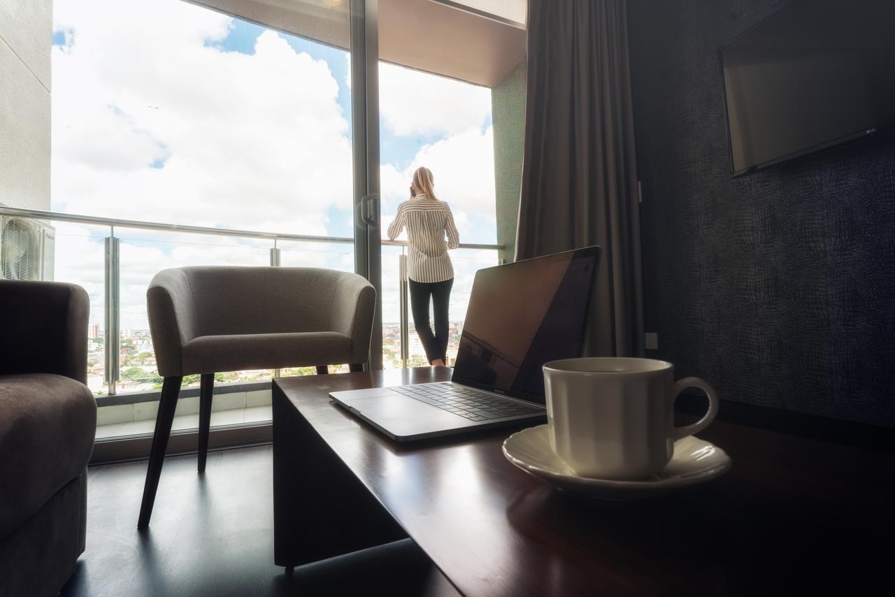 Urban Suites Apart Hotel Santa Cruz de La Sierra Bagian luar foto